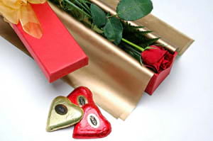 Deluxe Single Red Rose
